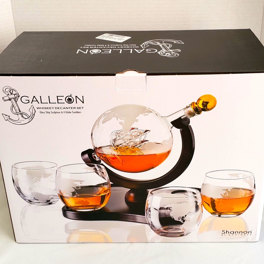 Godinger Galleon Whiskey Decanter Globe Set with 4 Etched Glasses * Brand New